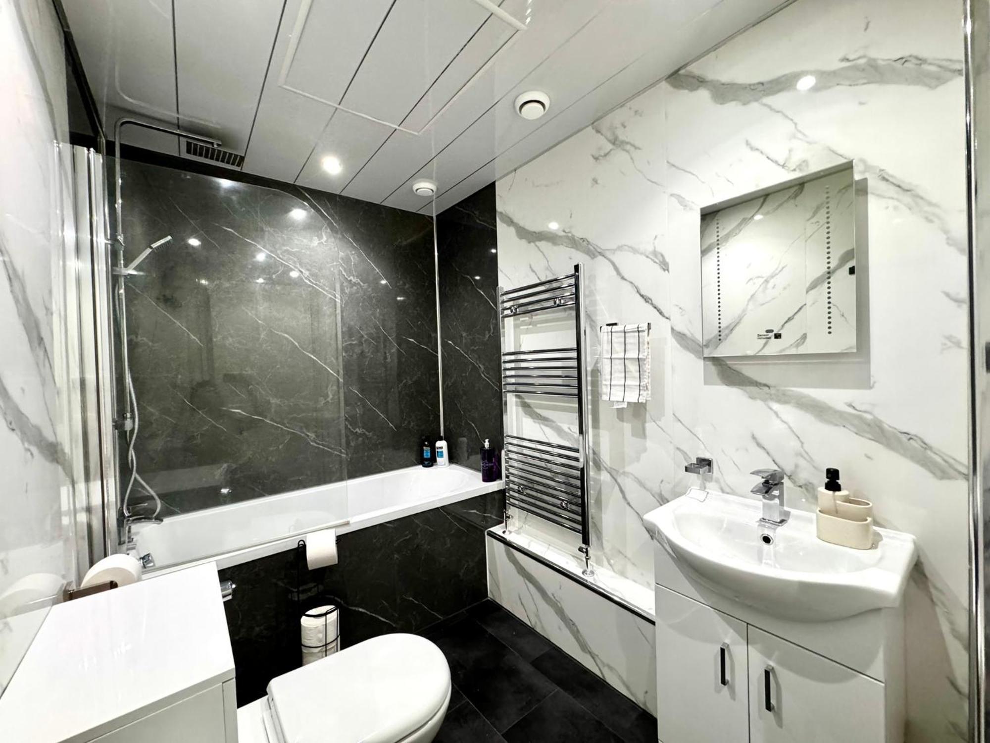 Georgian Luxury Apartment - Superfast Wifi - Parking Available Единбург Екстериор снимка