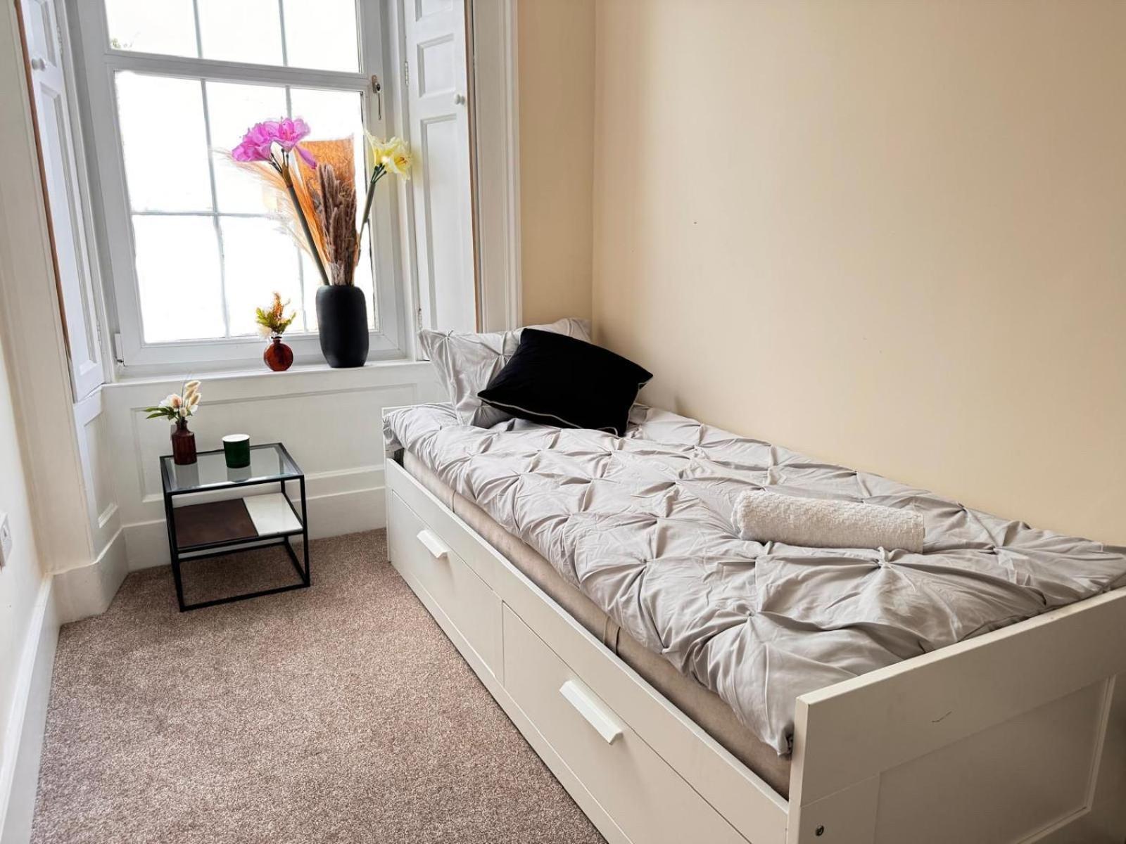 Georgian Luxury Apartment - Superfast Wifi - Parking Available Единбург Екстериор снимка